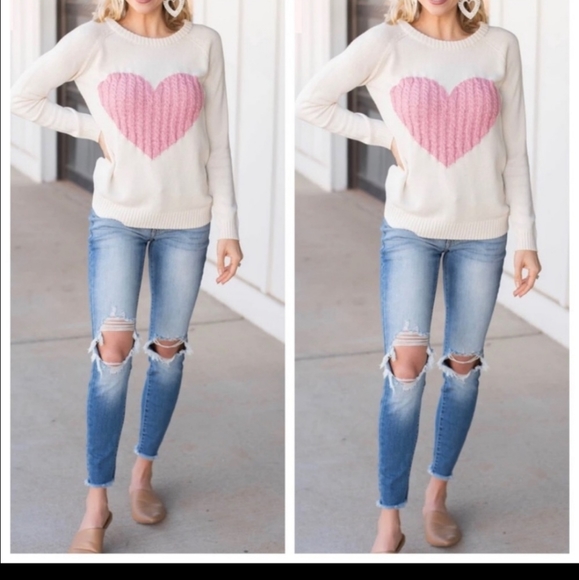 Classic Woman Sweaters - NWT Heart Pull Over Sweater